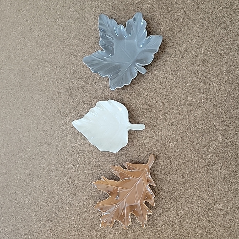 Partlite Set of Fall Leaves Tealight Holders/Dishes!!!